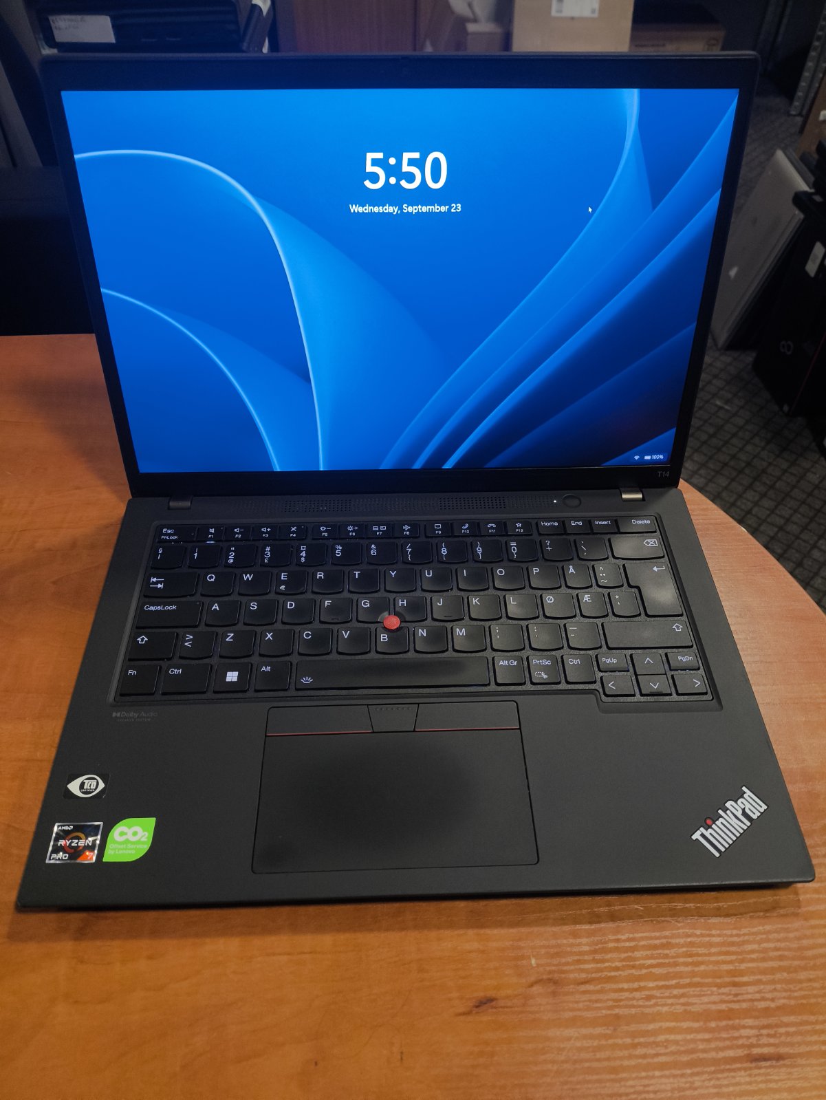 Lenovo Thinkpad T14 Gen 3 14.0" FHD+ IPS Ryzen 7 PRO 6850U, 16GB, 256GB SSD, 21%