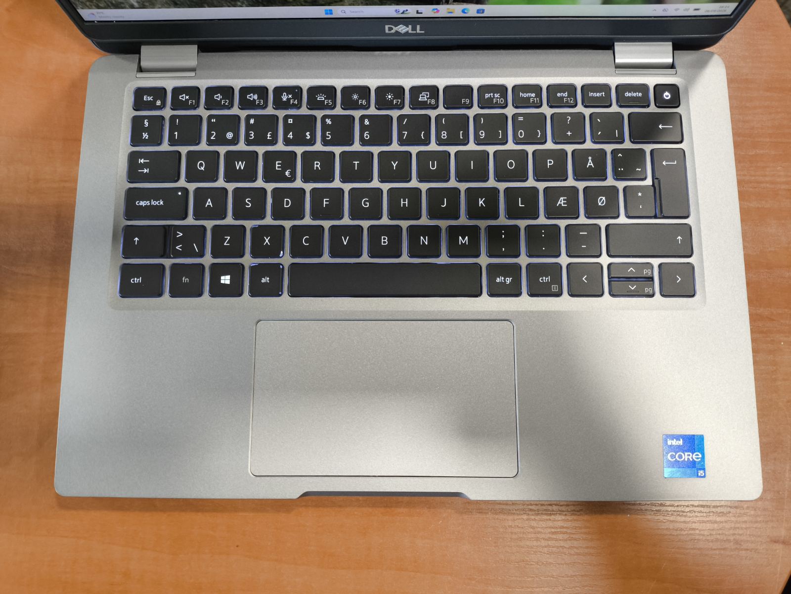Dell Latitude 5320 FHD 13.3 Ips i5-1145g7 8gb 256gb SSD 1% - Image 2