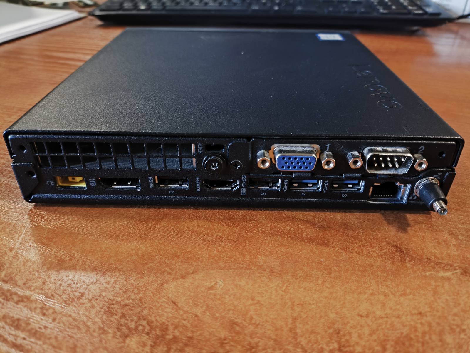 Mini Pc Lenovo M720q i5-8400t 8gb 256gb HDMI, DP, VGA, WiFi, Com Port - Image 2