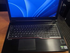 Fujitsu H7510 15.6 FHD IPS i9-108850H 32GB 1TB SSD NVIDIA Quadro RTX 3000 6GB GDDR6, 16%
