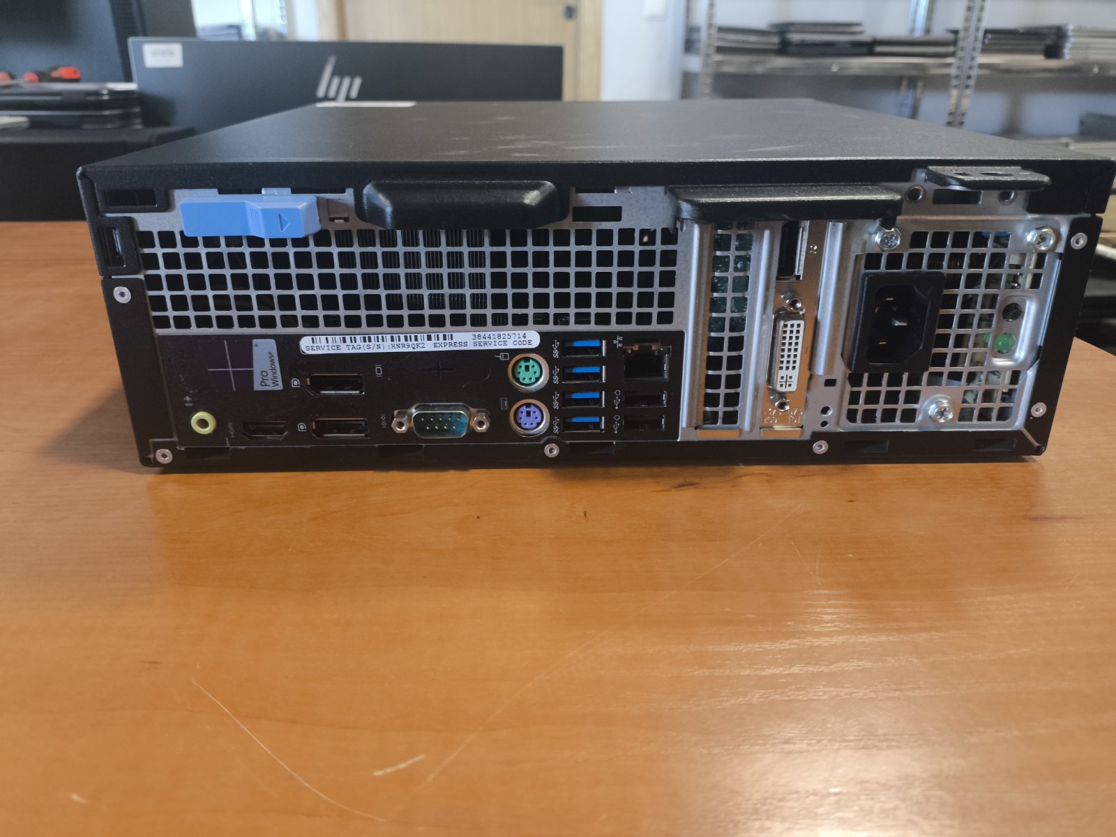 Dell Precision Tower 3420 Intel Xeon E3-1220 V5 16GB DDR4 256GB SSD Quadro K620, Windows 11 Pro surašyta - Image 2