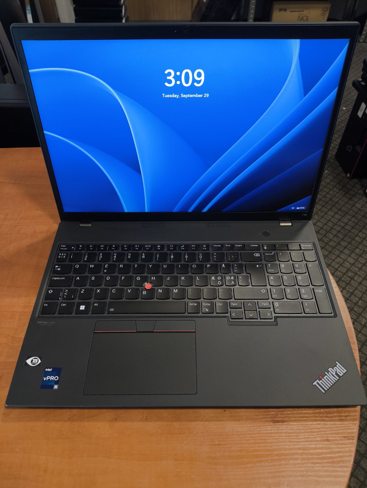 Lenovo ThinkPad T16 Gen 1 16.0 FHD+ IPS i5-1245U 16GB 256GB 0%