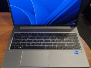 HP ZBook Fury 15.6 G8 15.6 FHD IPS i7-11850h 32gb 512gb Rtx A2000 4gb 23%