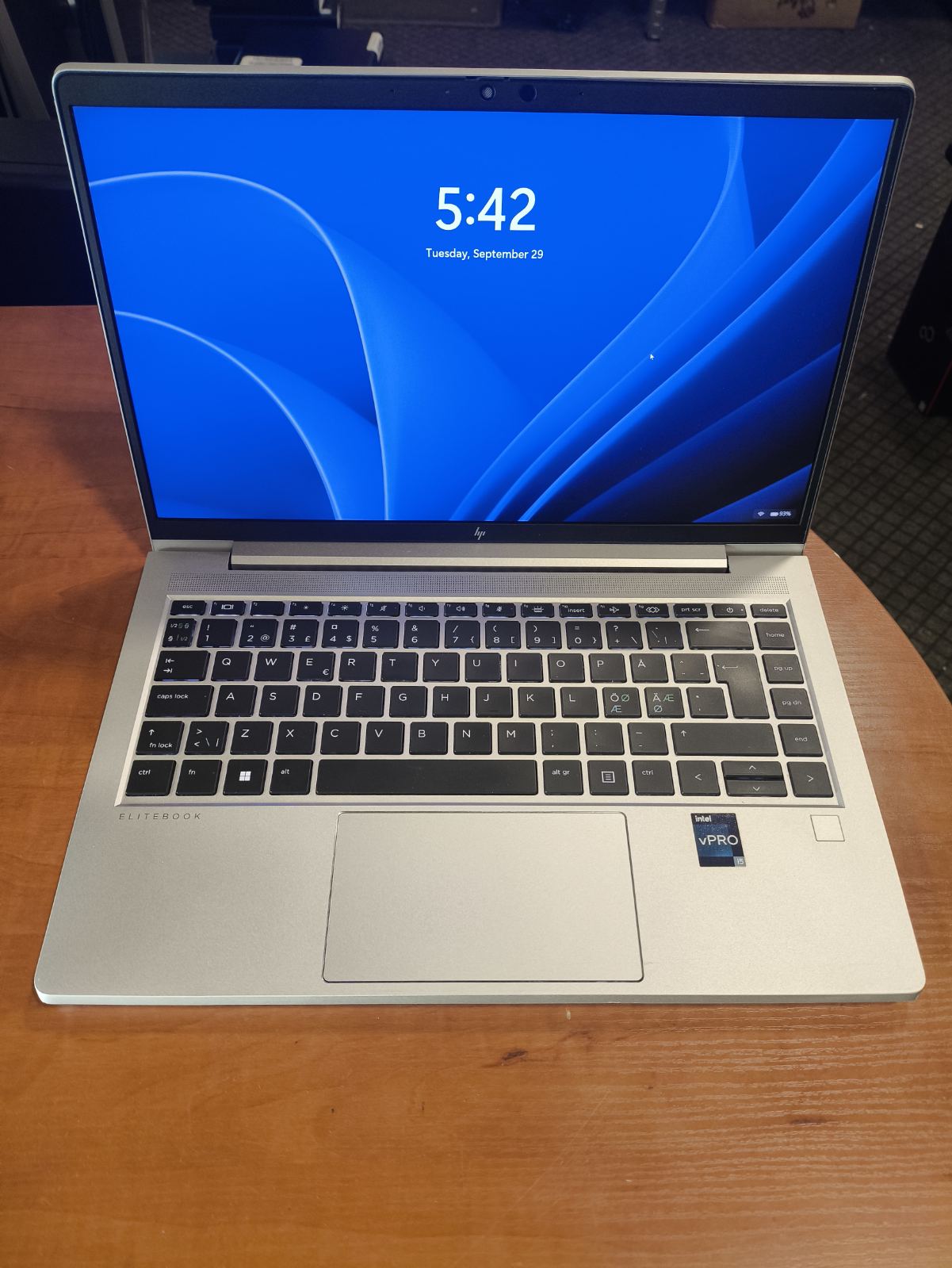 HP EliteBook 640 G10 14.0 FHD IPS i5-1345U 64GB 256GB SSD 31%, Windows 11 pro suinstaliuota