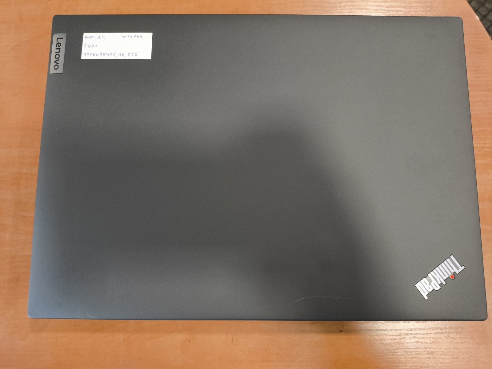 Lenovo Thinkpad T14 Gen 4 FHD+ IPS Ryzen 7 7840U 16GB 256GB SSD 1% - Image 3