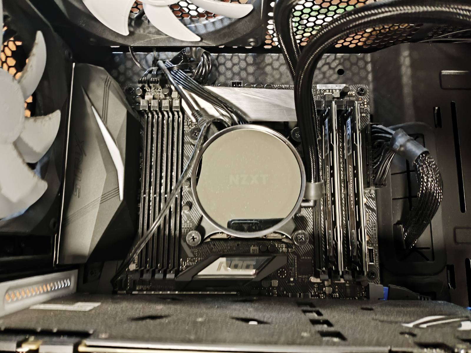 Old High End gamming PC i7-7740X 16GB ( 2*8GB ), 512GB SSD NMVe, GTX 1070 Ti8GB SLI , Modulinis 1000W PSU be quiet, AUŠINIMAS SKYSČIU ! - Image 4