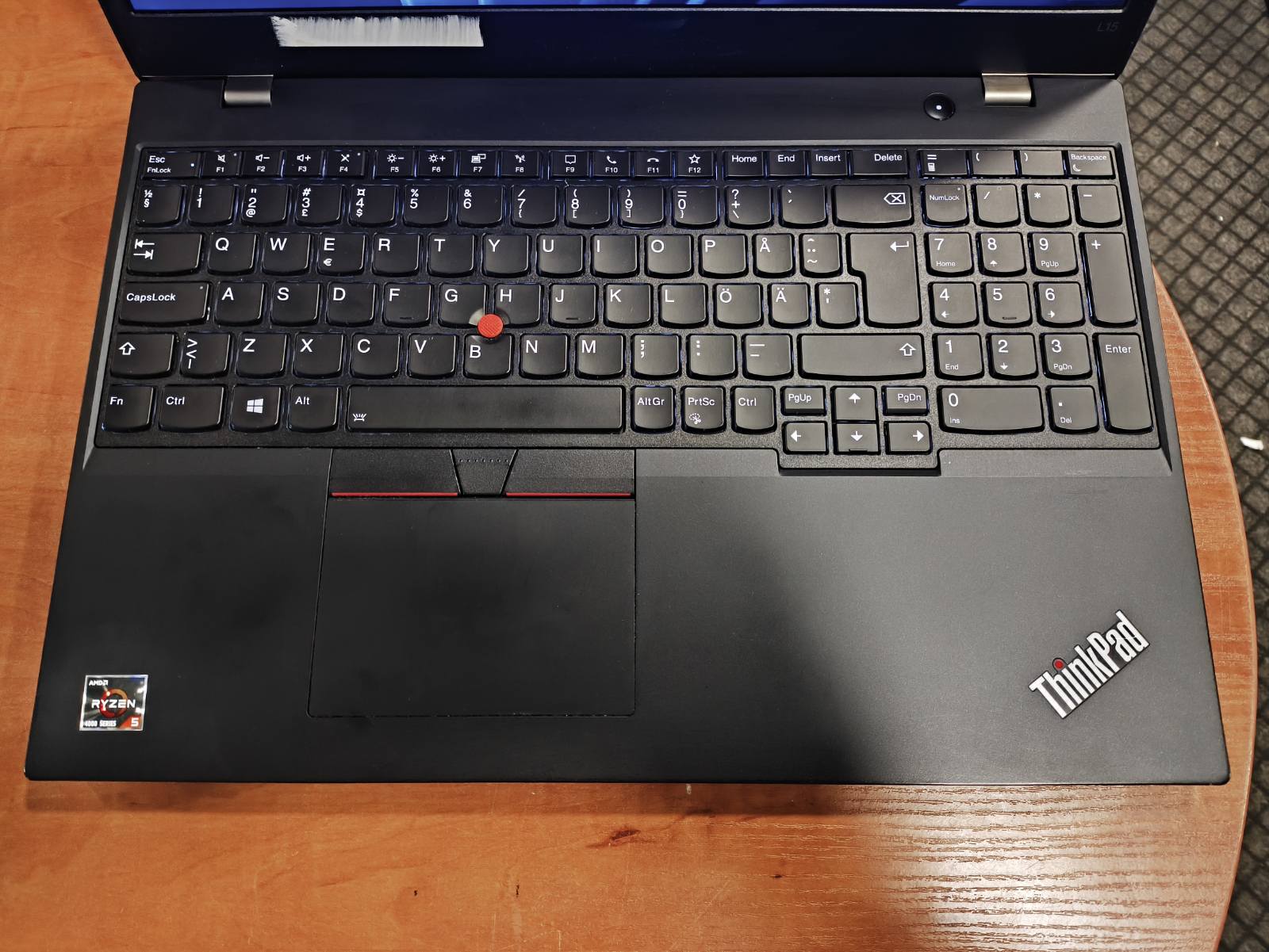 Lenovo Thinkpad L15 Gen 1 14.0 FHD IPS AMD Ryzen 5 4500U 8gb 256gb 8% - Image 2