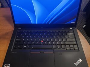 Lenovo Thinkpad T14s Fhd Ips 400 Nit ekranas Ryzen 7 4750u 32gb 1TB SSD 15%, USA klaviatūra