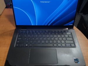 Latitude 7420 14.0 FHD IPS Touch x360 i7-1185G7 32GB 256GB SSD 27% USA Klaviatūra
