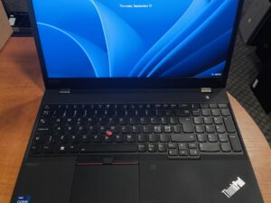 Lenovo Thinkpad P15S Gen 2 15.6 FHD IPS i7-1165G7 32GB 512GB SSD Nvidia Quadro T500 4GB 0%