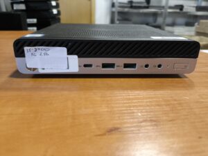 1vnt HP EliteDesk 800 G4 Mini PC i5-8400 2*8GB, 16GB 256GB SSD NMVe, Display port 2vnt, Wifi Nėra