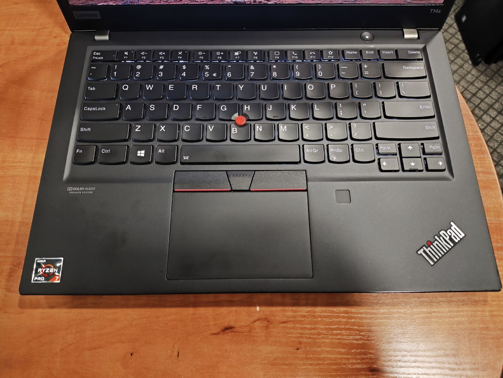 Lenovo Thinkpad T14s Fhd Ips 400 Nit ekranas Ryzen 7 4750u 32gb 1TB SSD 13%, USA klaviatūra - Image 2