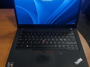Lenovo ThinkPad T14 Gen 2 14" FHD IPS Touch 500 Nit Ryzen 7 PRO 5850U, 16GB, 256GB SSD, 9%