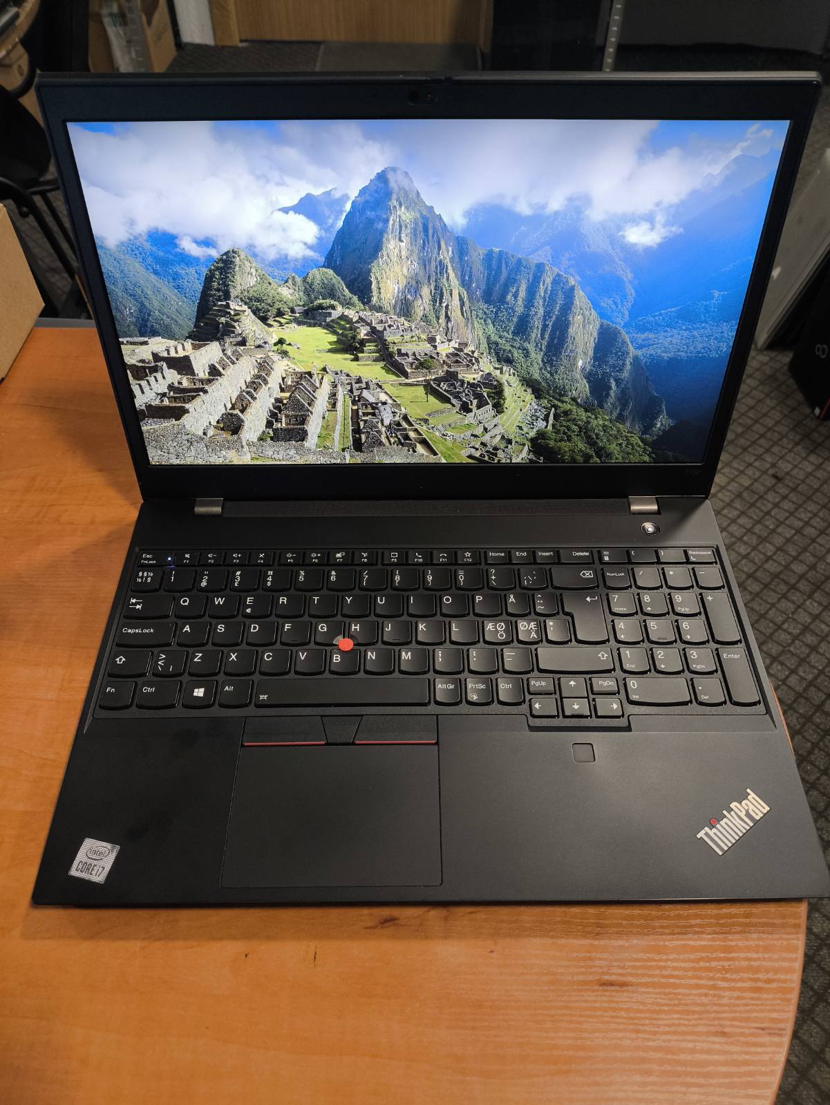 ThinkPad T15p Gen 1 15.6 FHD IPS i7-10750H 16GB 512GB SSD NVIDIA GTX 1050 3GB , 18%