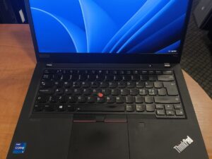 Lenovo Thinkpad P14S Gen 2 14.0 FHD IPS i7-1165G7 16GB 512GB SSD Nvidia Quadro T500 4GB, Gera baterija