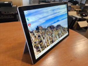 Surface Pro 7 12.3 i5-1035G4 8GB 256GB SSD 9%