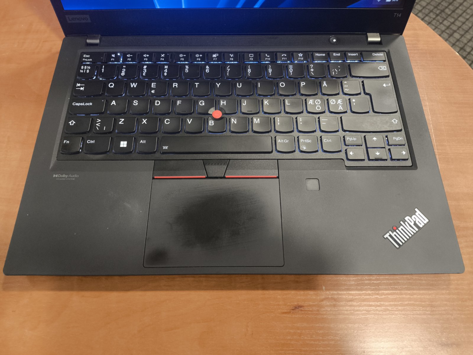Lenovo ThinkPad T14 Gen 2 14" FHD IPS Touch 500 Nit Ryzen 7 PRO 5850U, 16GB, 256GB SSD, 9% - Image 2