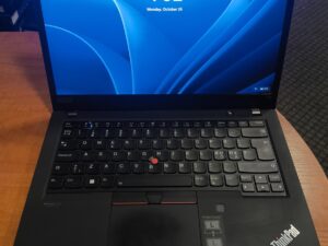 Lenovo ThinkPad T14 Gen 2 14" FHD IPS Touch 500 Nit Ryzen 7 PRO 5850U, 16GB, 256GB SSD, 11% Nuospaudos ekrane