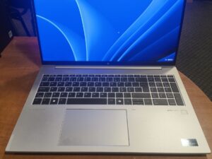 HP Elitebook 860 G11 16.0 FHD+ IPS 400 Nit Core Ultra 7 165U 32GB 512GB SSD 5%, Garantija iki 2028-04-06