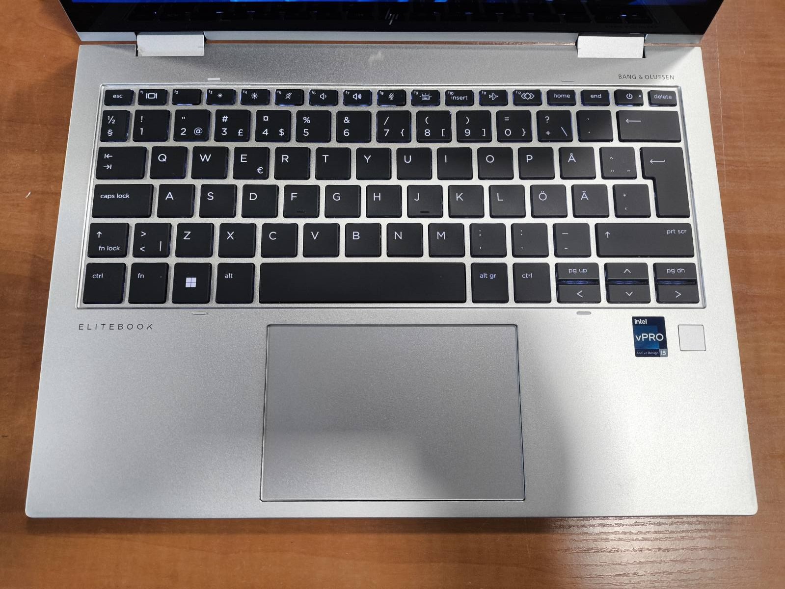 HP EliteBook 830 G10 2in1 x360 13.3 FHD+ IPS Touch i5-1345U 16GB 256GB SSD 25%, - Image 3