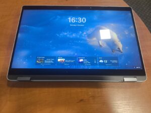 DELL Latitude 5320 2-in-1 13.3 FHD IPS Touch i5-1145g7 16gb 256gb SSD 15% USA Klaviatūra