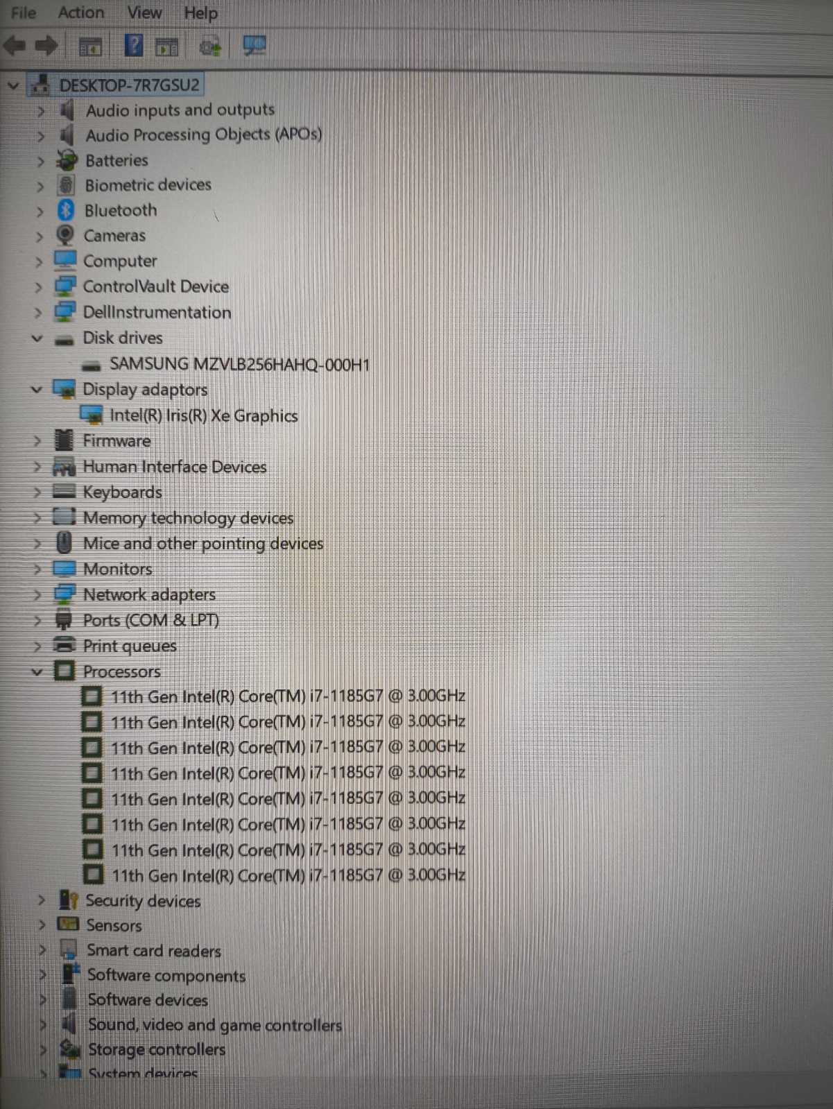 Latitude 5520 15.6 FHD IPS i7-1185G7 16GB 256GB SSD 24% - Image 4