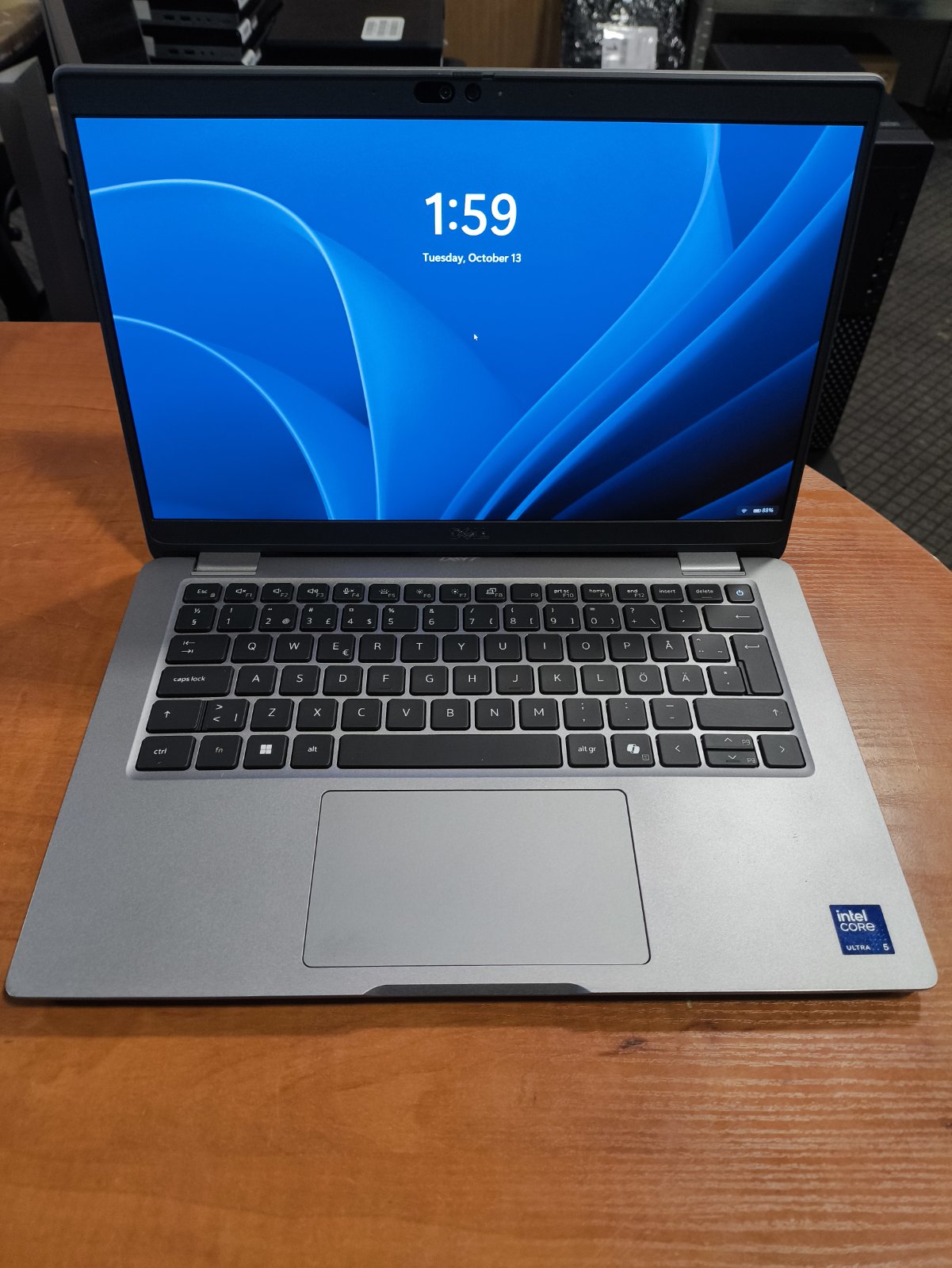 Dell Latitude 5350 FHD IPS Matinis Intel Ultra 5 135U 16GB 256GB SSD 0% , Garantija iki 2029-03-21