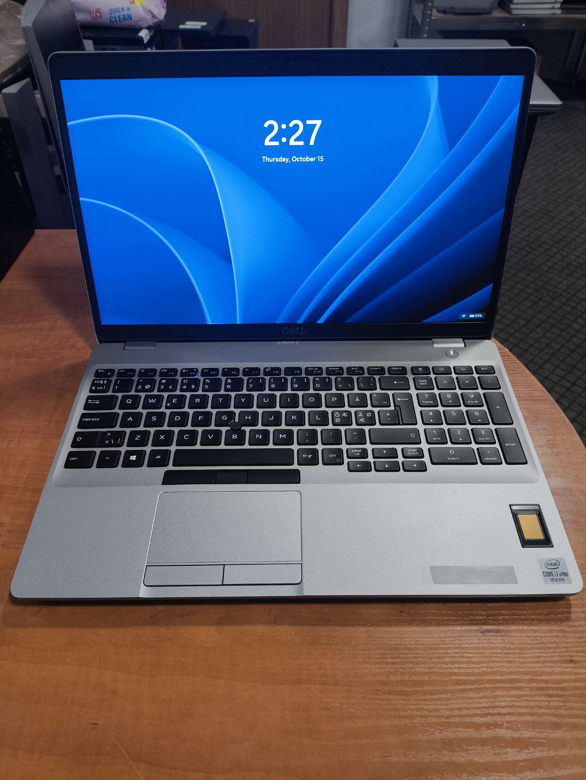 Dell Latitude 5511 15.6 FHD IPS i7-10850H 16GB 512GB SSD Nvidia MX 250 2GB, 47%