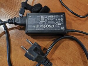 Originalus HP įkroviklis 65W Type C su garantija