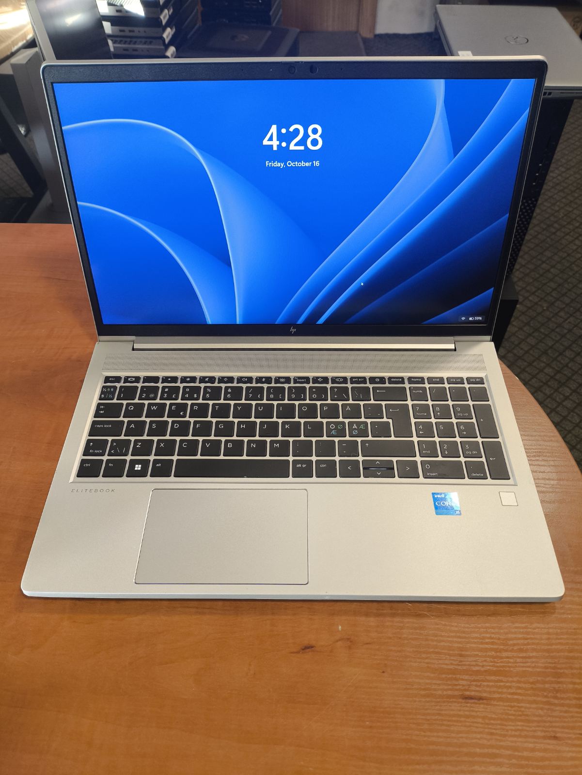 HP EliteBook 650 G9 15.6 Fhd Ips i5-1235U 16GB 256GB SSD 33%