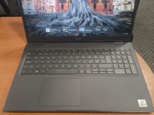 DELL Latitude 3510 15.6 FHD IPS i3-10110U 16GB 256GB SSD 0%, Windows 11 pro suinstaliuota