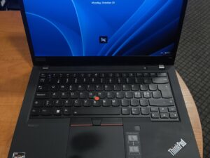 Lenovo ThinkPad T14 Gen 2 14" FHD IPS Touch 500 Nit Ryzen 7 PRO 5850U, 16GB, 256GB SSD, 10% Nuospaudos ekrane