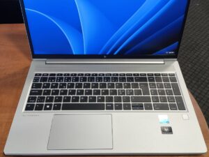 HP EliteBook 650 G9 15.6 Fhd Ips i5-1235U 16GB 256GB SSD 29%