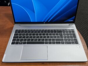 HP ProBook 455 G9 15.6 FHD IPS Ryzen 5 5625u 8GB** 256GB SSD 26%