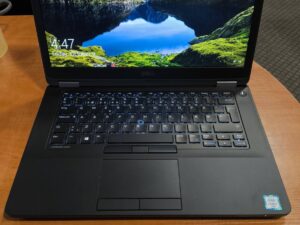 Dell Latitude E5470 14.0 FHD IPS i7-6820HQ 32GB DDR4 RAM 512GB SSD 19%, Windows 10 pro surašyta