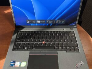 LENOVO ThinkPad T14s Gen3  FHD+ IPS Touch I7-1270p 32gb Lpddr5 256gb 10%