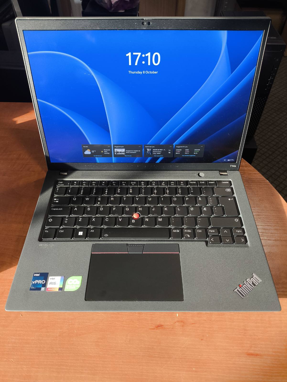 LENOVO ThinkPad T14s Gen3 FHD+ IPS Touch I7-1270p 32gb Lpddr5 256gb 10%