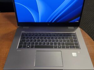 HP ZBook Studio G5 15.6 FHD IPS i7-9850H 32GB 512GB P2000 4GB 12%