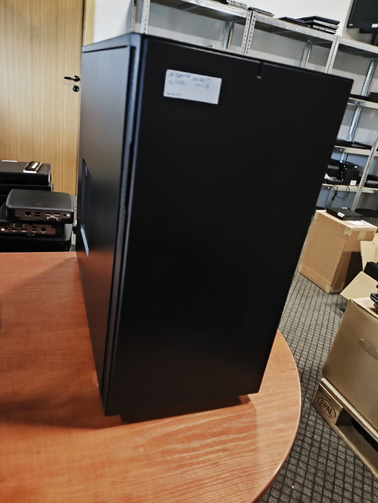Old High End gamming PC i7-7800x 16GB ( 2*8GB ), 256GB SSD NMVe, GTX 1080 Ti 11GB ROG STRIX , Modulinis 1000W 80 Plus Gold PSU , AUŠINIMAS SKYSČIU ! + Wifi